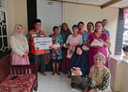 Jelang Lebaran Rumah Zakat Salurkan 50 Paket Fidyah di Cikarang Utara