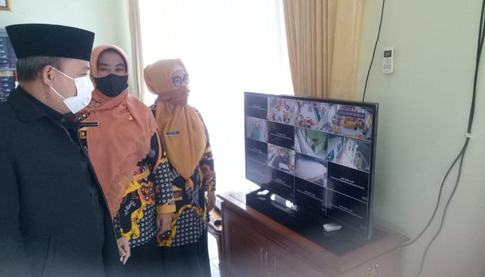 Ketua DPRD Kota Bekasi Sidak SMPN 17, Kepsek Ajukan Beberapa Usulan